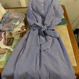 Beautiful 3 dresses size xl never wears